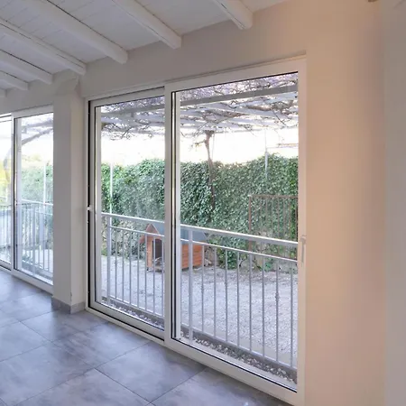 別荘 3 Bedroom Pet Friendly In