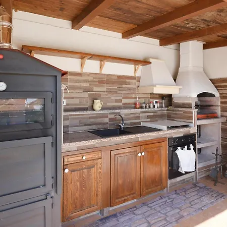 3 Bedroom Pet Friendly In 別荘